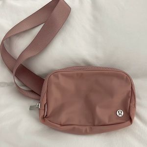 Lululemon Everywhere Belt Bag in Pink Pastel